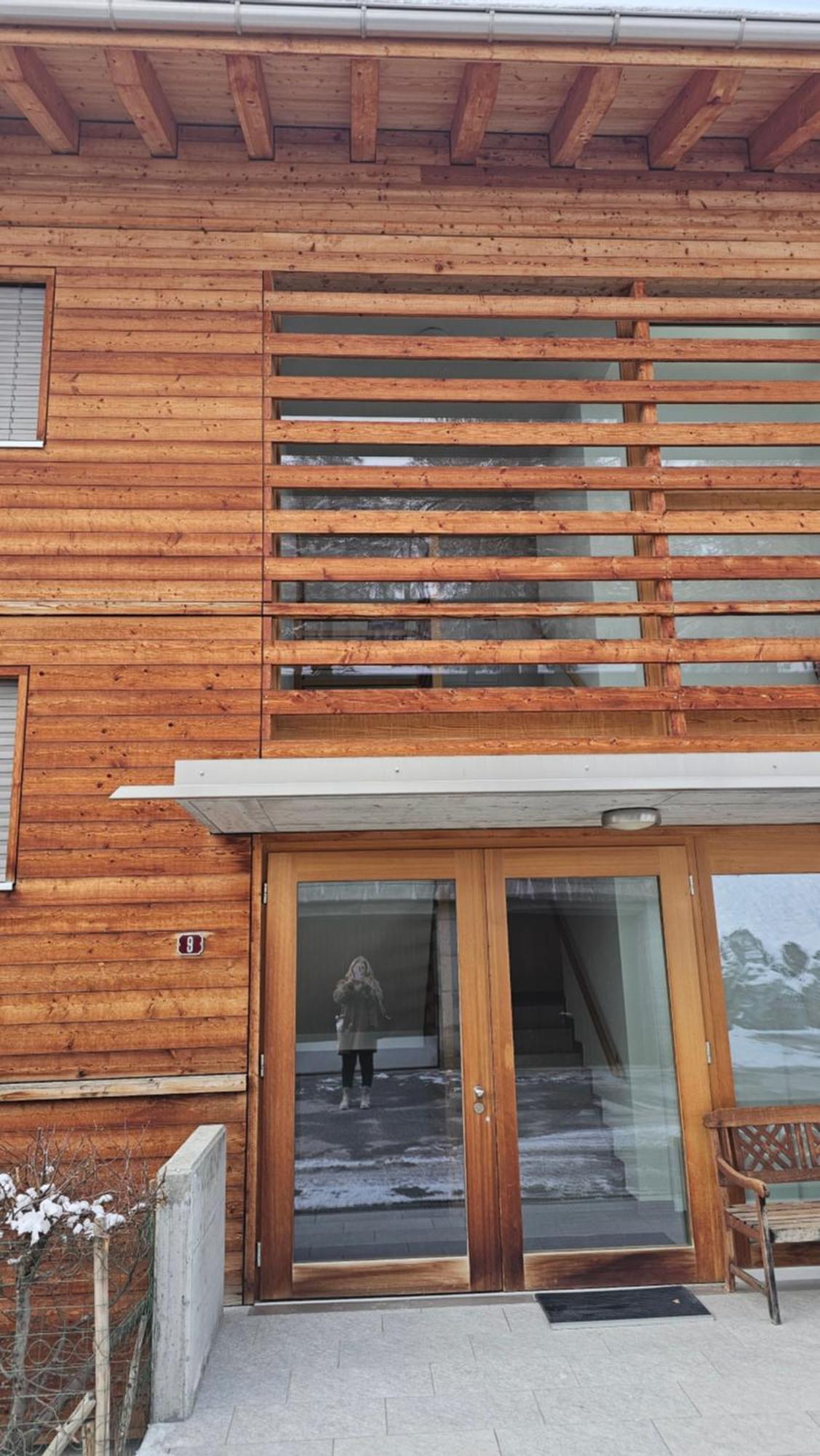 Appartement Meuble A Louer A Nax Esterno foto